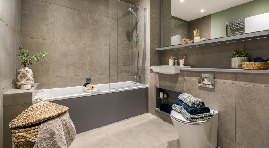 Plot 412 - Bathroom Space