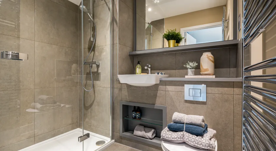 Plot 412 - Principal En-suite