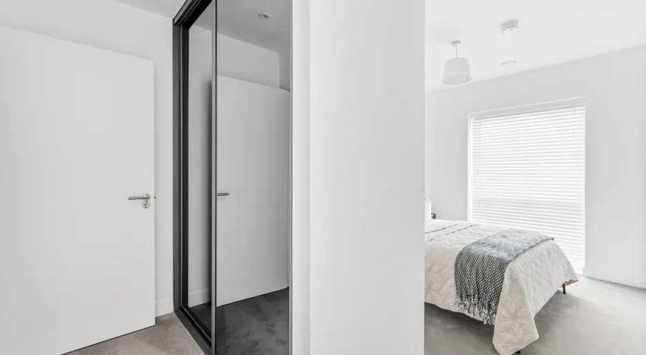 Marleigh Park - The Franklin Building - Apartment A07 - Principal Bedroom Wardrobe