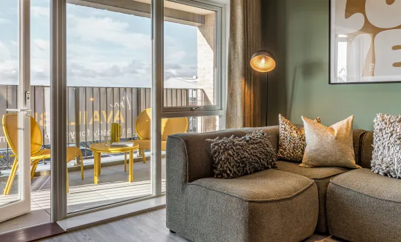 A08 Balcony Marleigh